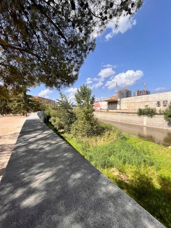 Madrid River Dreams Exteriör bild